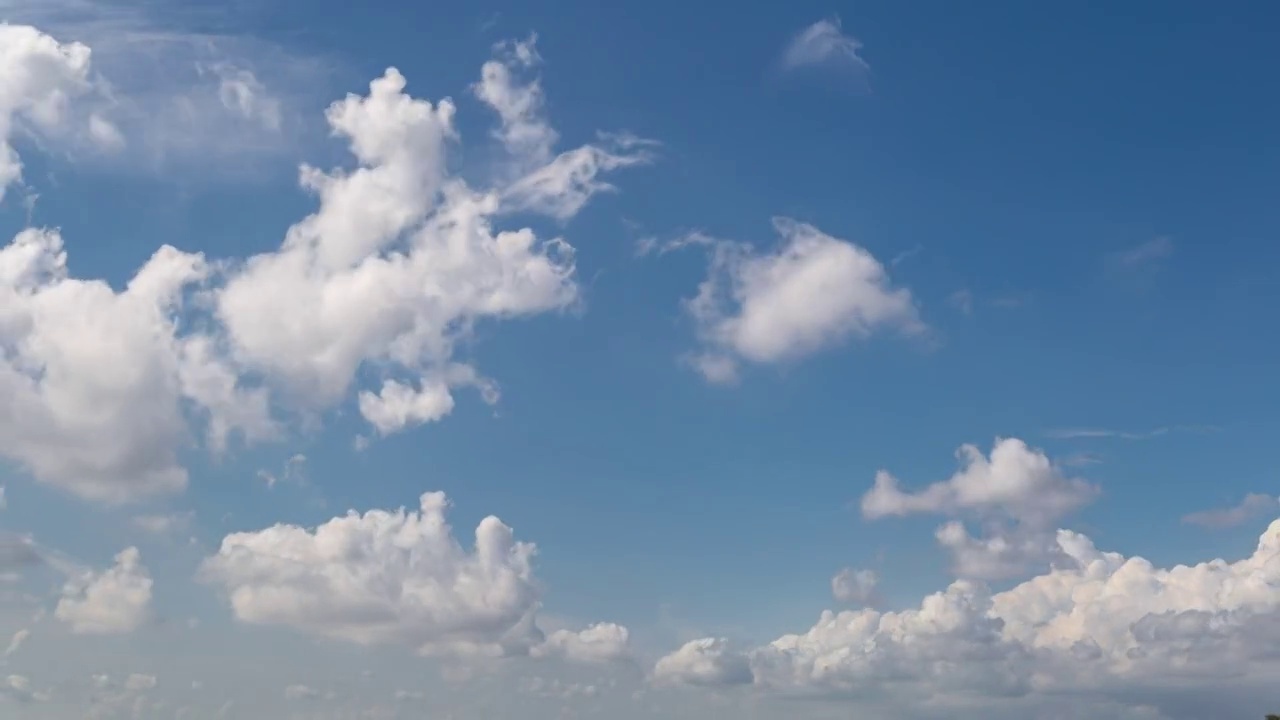 蓝天白云空镜头视频素材