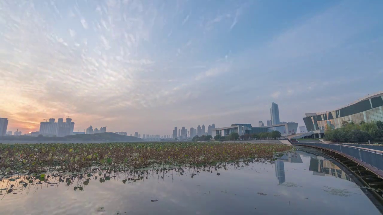 武汉月湖日转夜延时视频素材