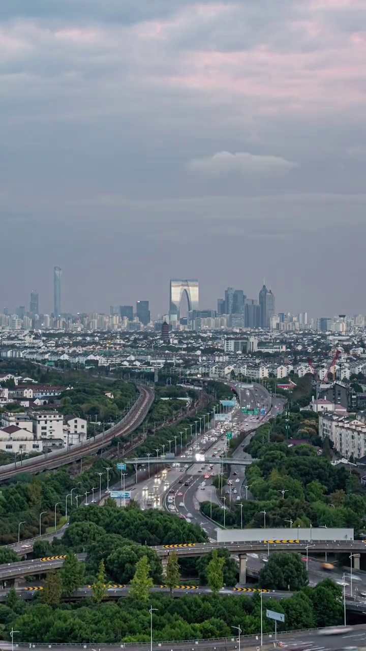 江苏省苏州市东方之门日落延时视频素材