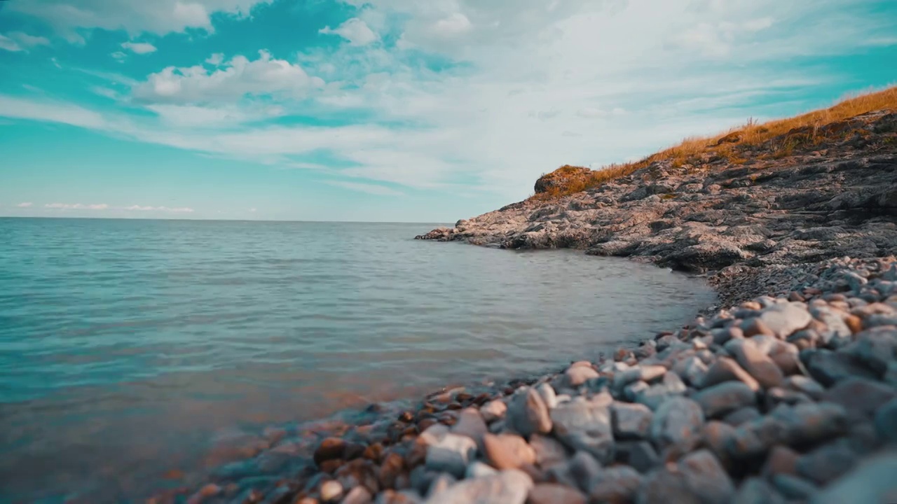 海岸浪花呼伦湖湖泊视频素材