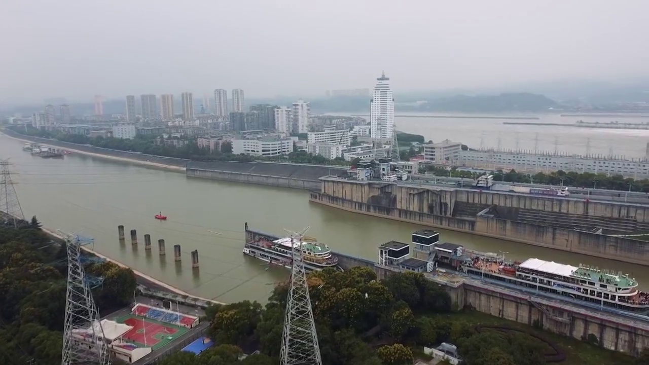 宜昌市 西陵区 葛洲坝船闸景区 葛洲坝 镇平路 长江 水坝视频素材