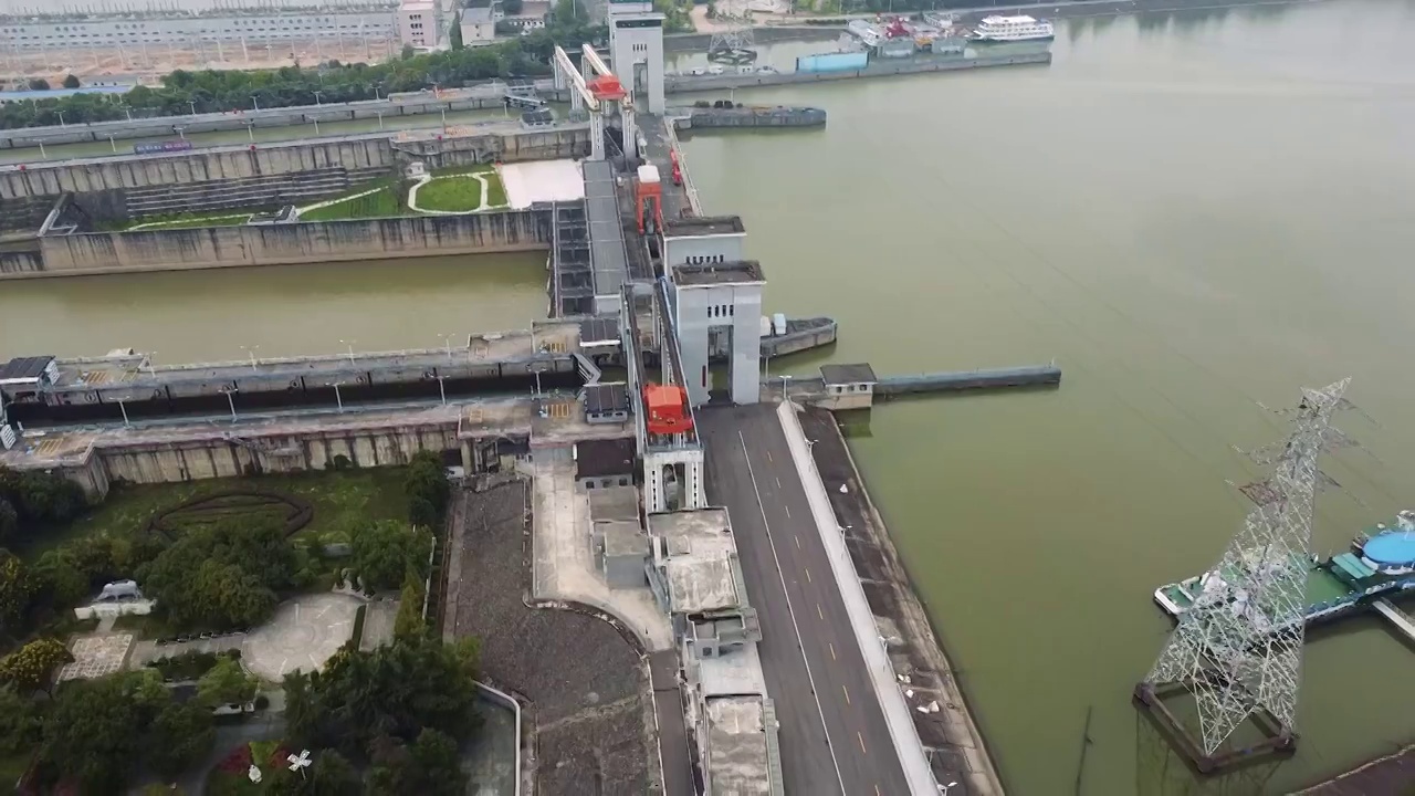 宜昌市 西陵区 葛洲坝船闸景区 葛洲坝 镇平路 长江 水坝视频素材