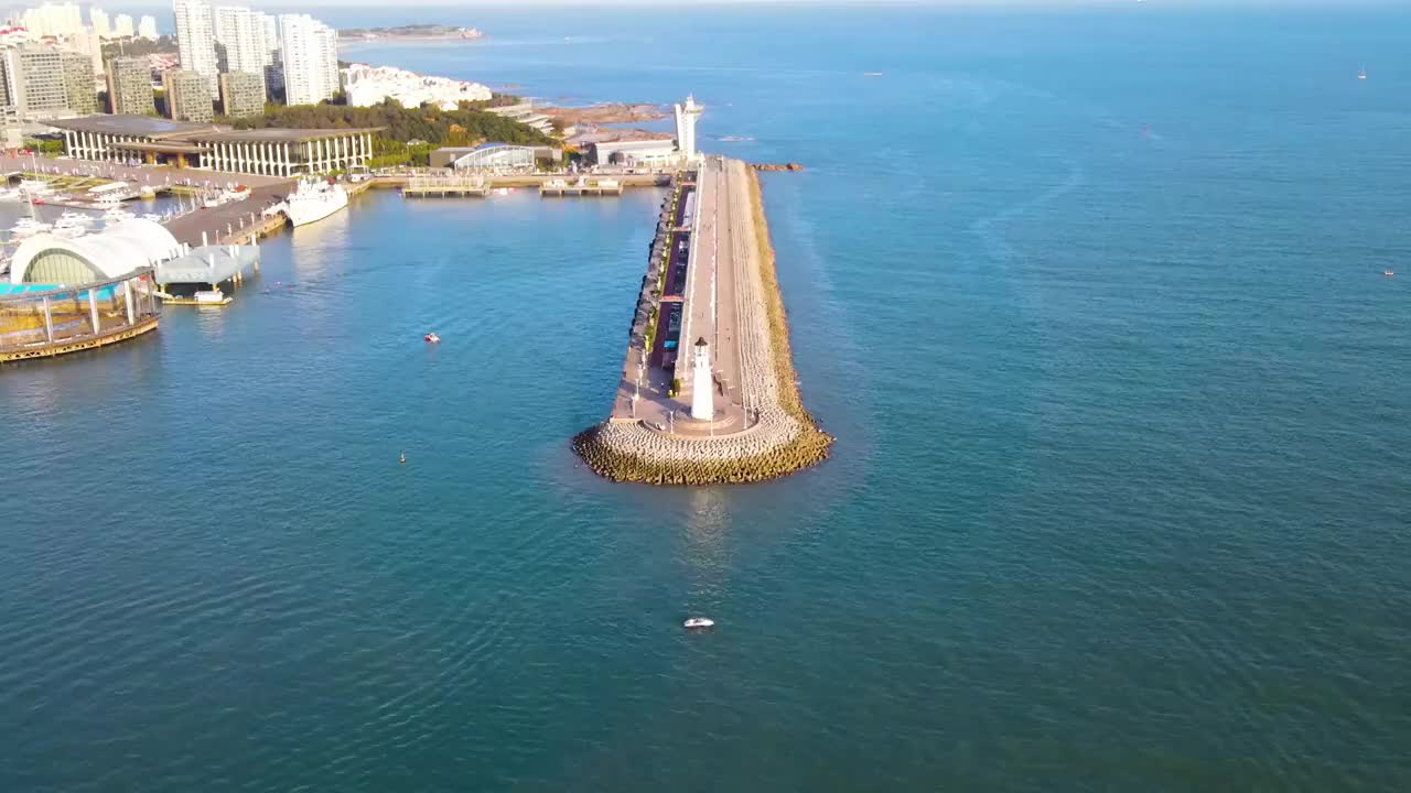 航拍青岛浮山湾情人坝视频素材