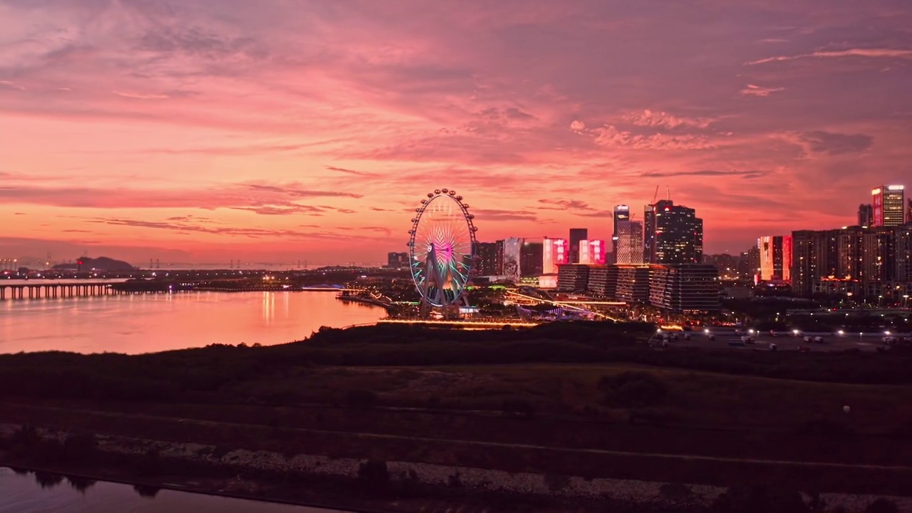 欢乐港湾摩天轮晚霞086视频素材