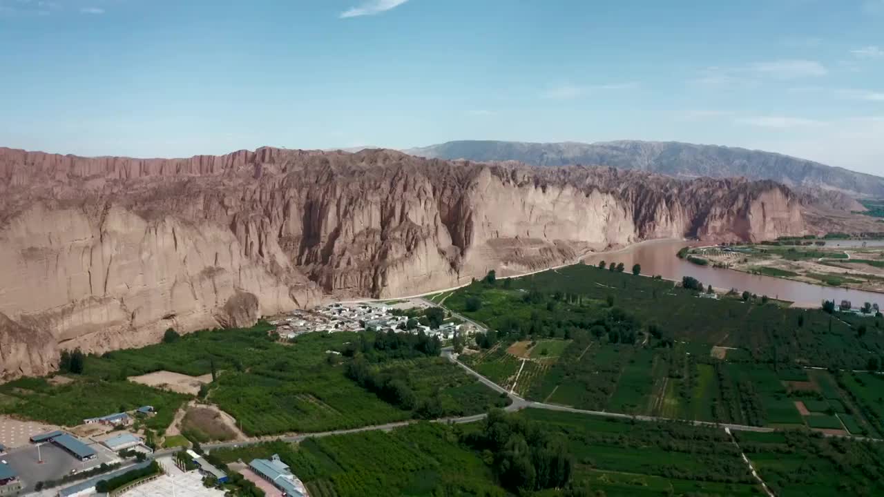 甘肃白银黄河石林国家地质公园老龙湾视频素材