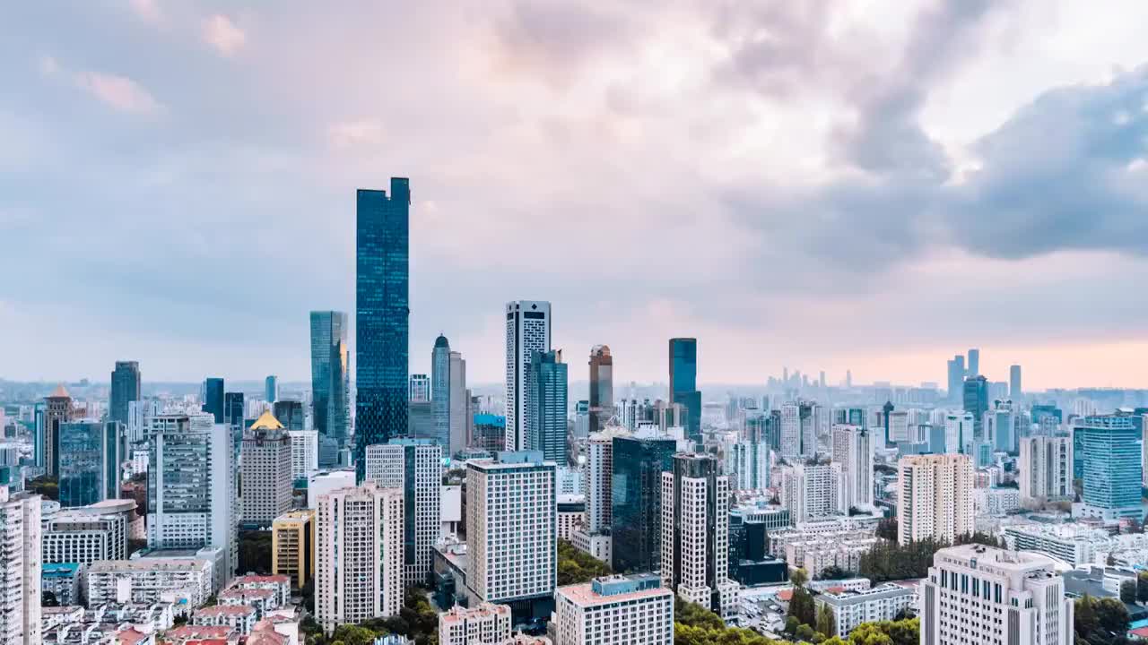 中国江苏南京德基广场城市天际线延时摄影视频素材