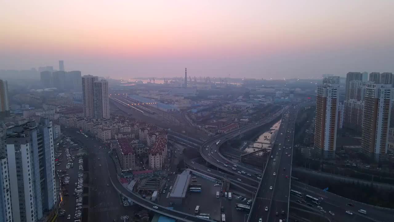 航拍青岛西海岸城市风光和夕阳日落视频素材