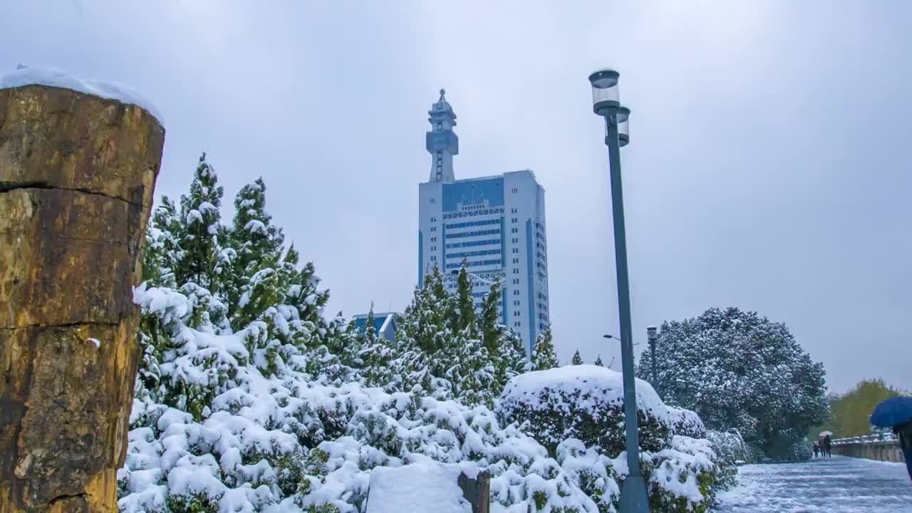 长沙市交警大楼雪景视频素材