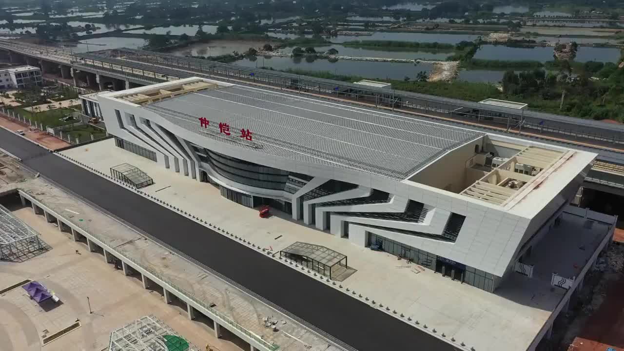 广东省惠州市赣深高铁仲恺站航拍视频素材