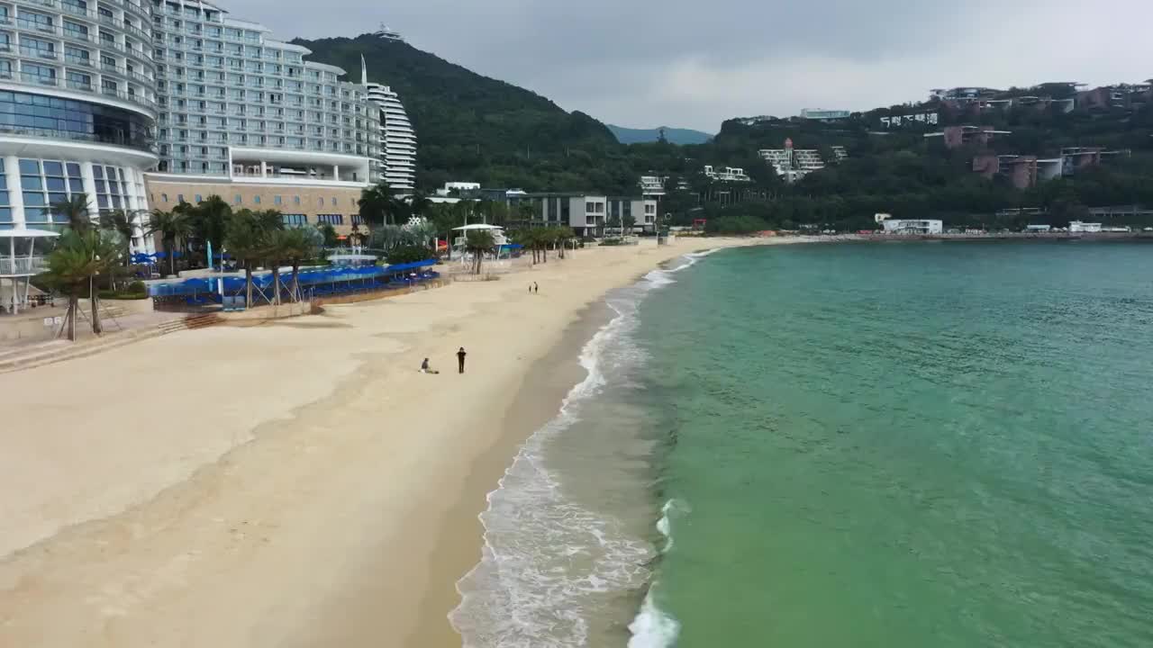 大梅沙京基洲际度假酒店海滩视频素材