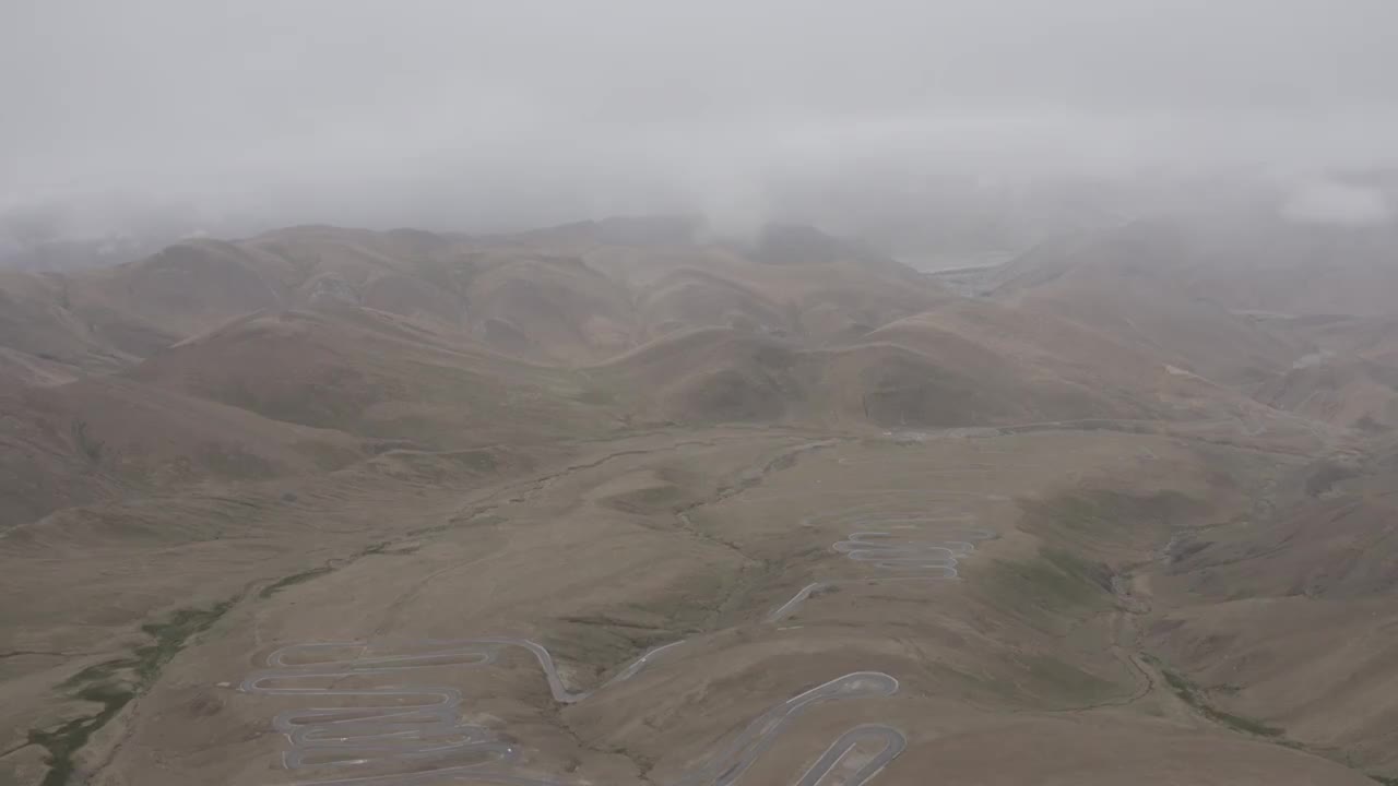 加乌拉山口珠峰路珠峰航拍视频素材