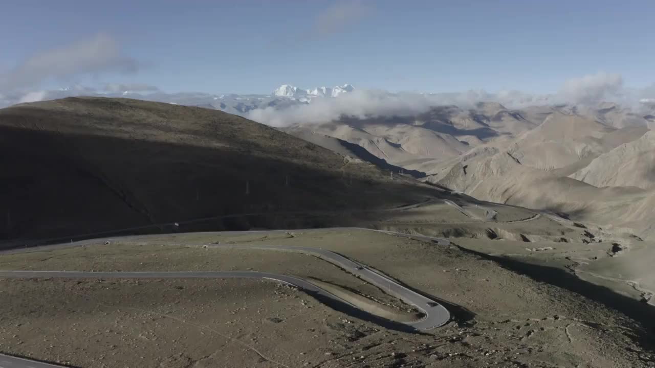 加乌拉山口珠峰路珠峰航拍视频素材