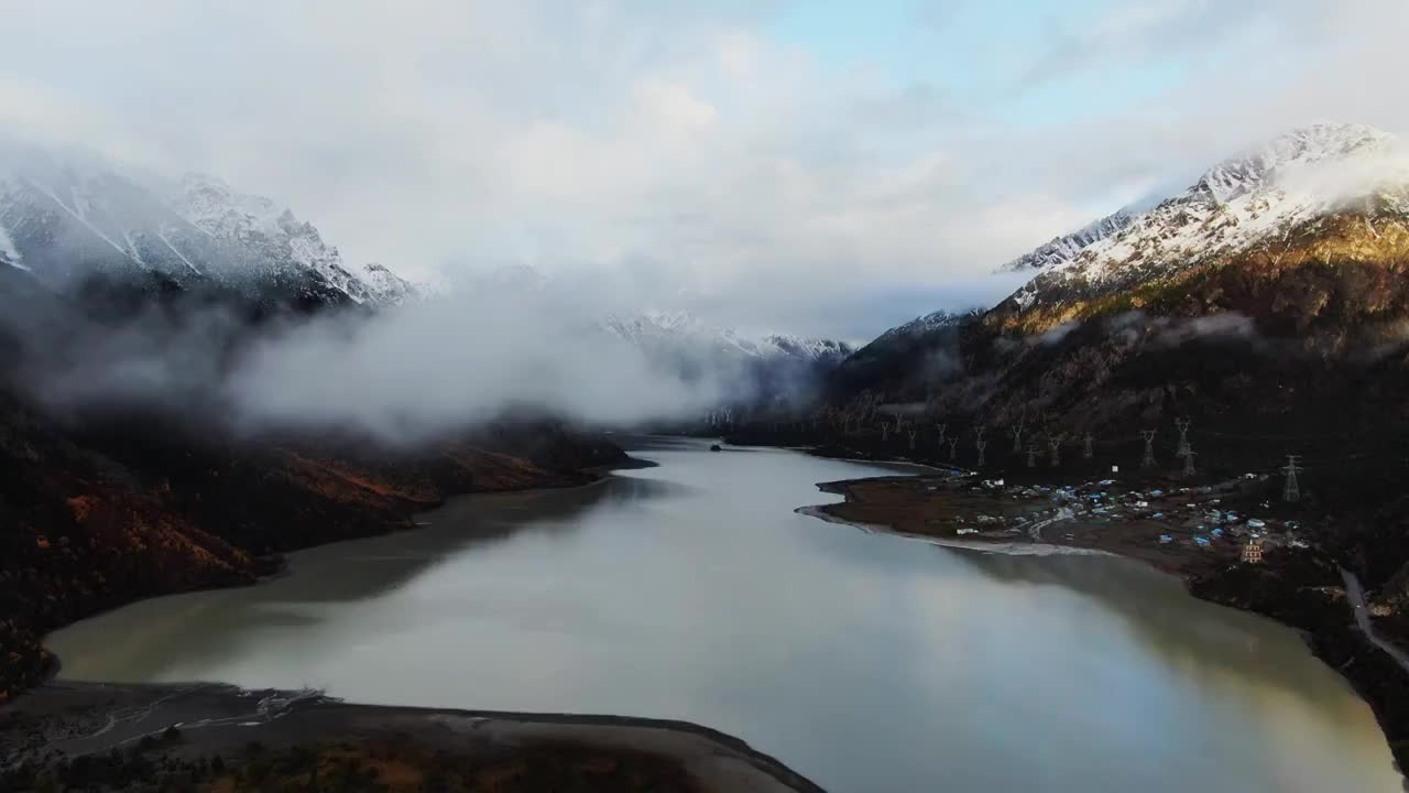 西藏然乌湖航拍全景视频素材