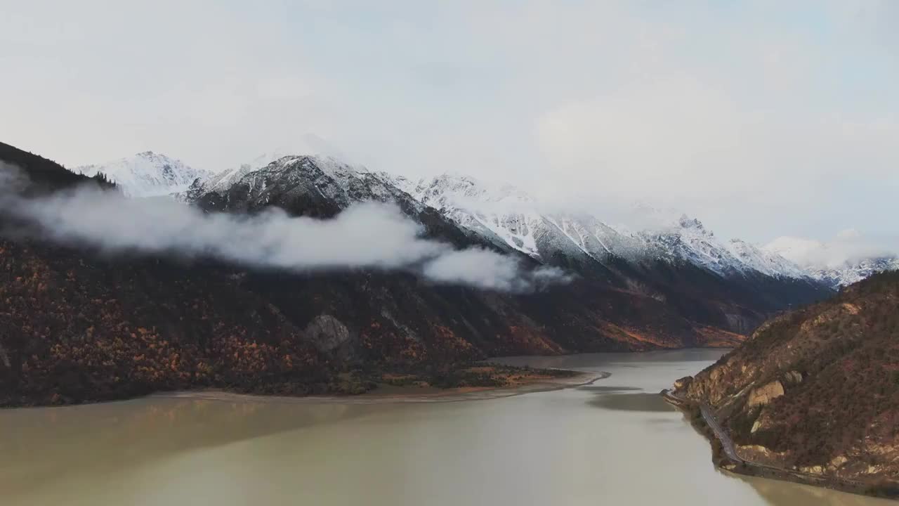 西藏然乌湖航拍全景视频素材