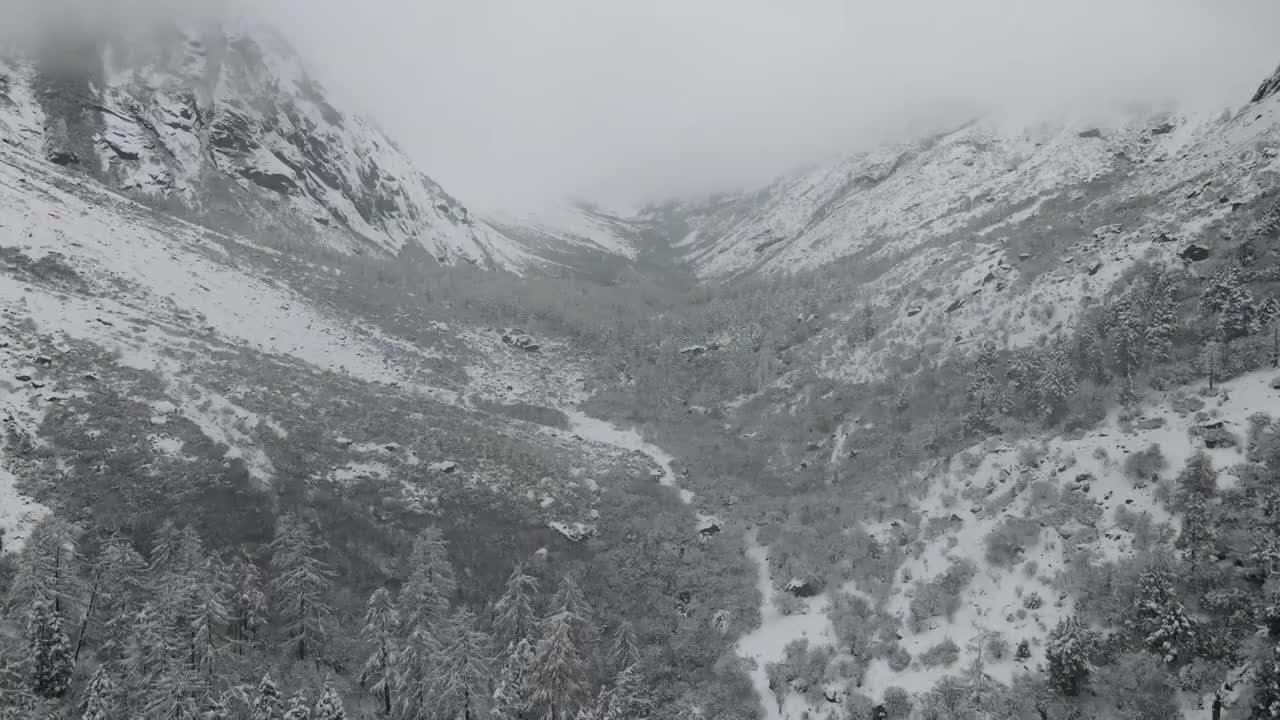 毕棚沟雪景航拍视频素材