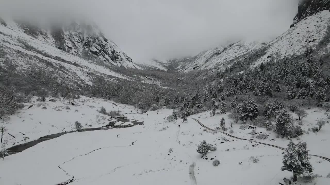 毕棚沟雪景航拍视频素材