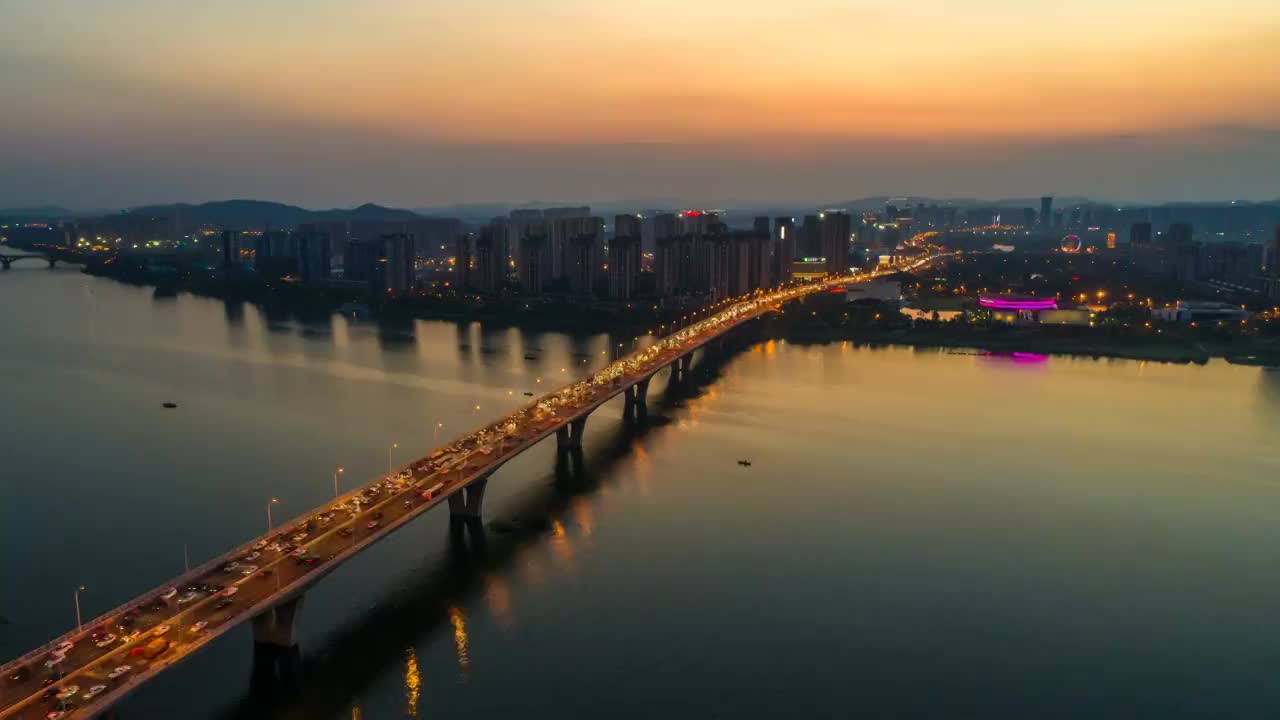 长沙市湘府路大桥晚霞夕阳航拍延时摄影视频素材