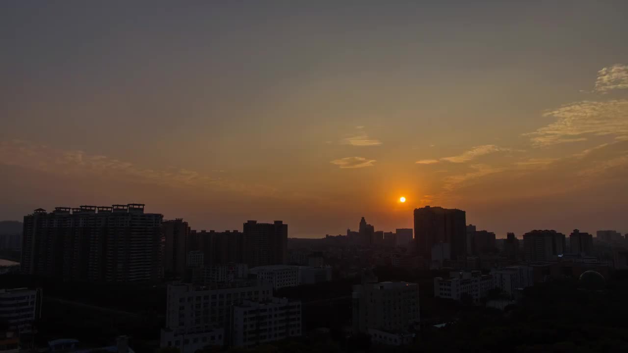 广东省汕尾城市日转夜延时视频素材