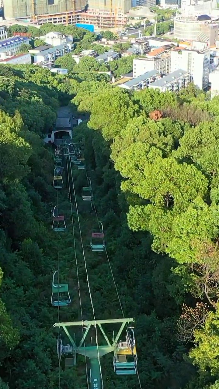 航拍湖南长沙岳麓山风光视频素材