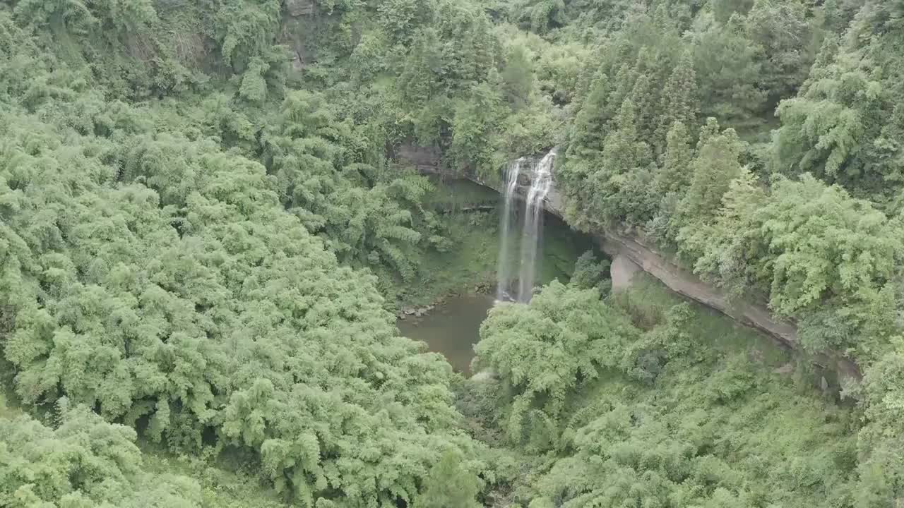 贵州腊利瀑布视频下载