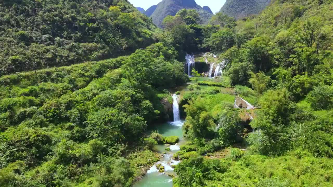 航拍广西百色靖西爱布瀑布群视频素材