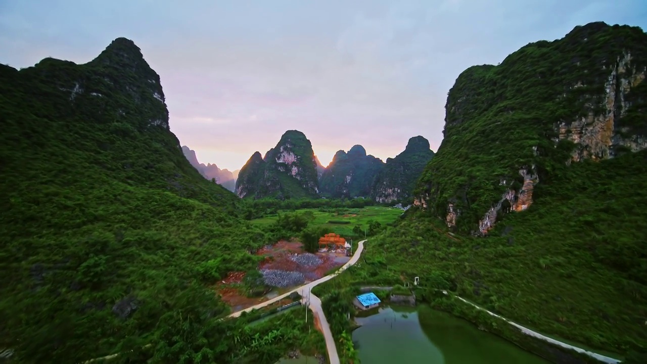 中国广西崇左喀斯特地貌夕阳视频素材