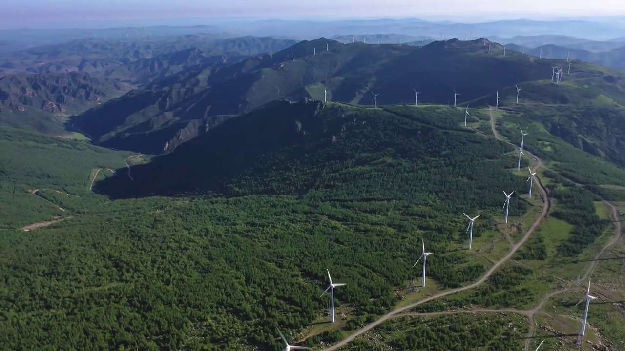 河北冰山梁-风力发电平移视频下载