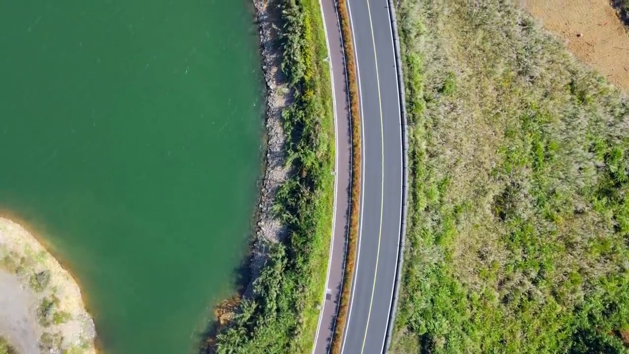 航拍户外盘山公路视频素材