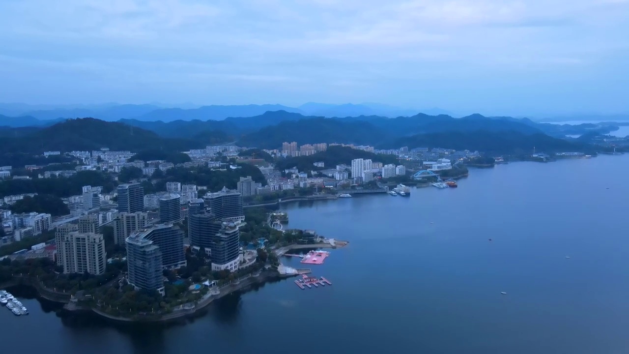 航拍杭州千岛湖山水风景画视频素材