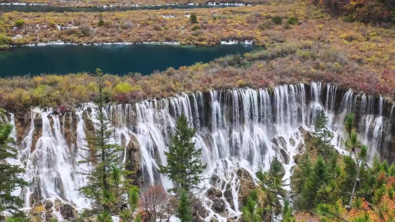 四川阿坝九寨沟秋色视频素材