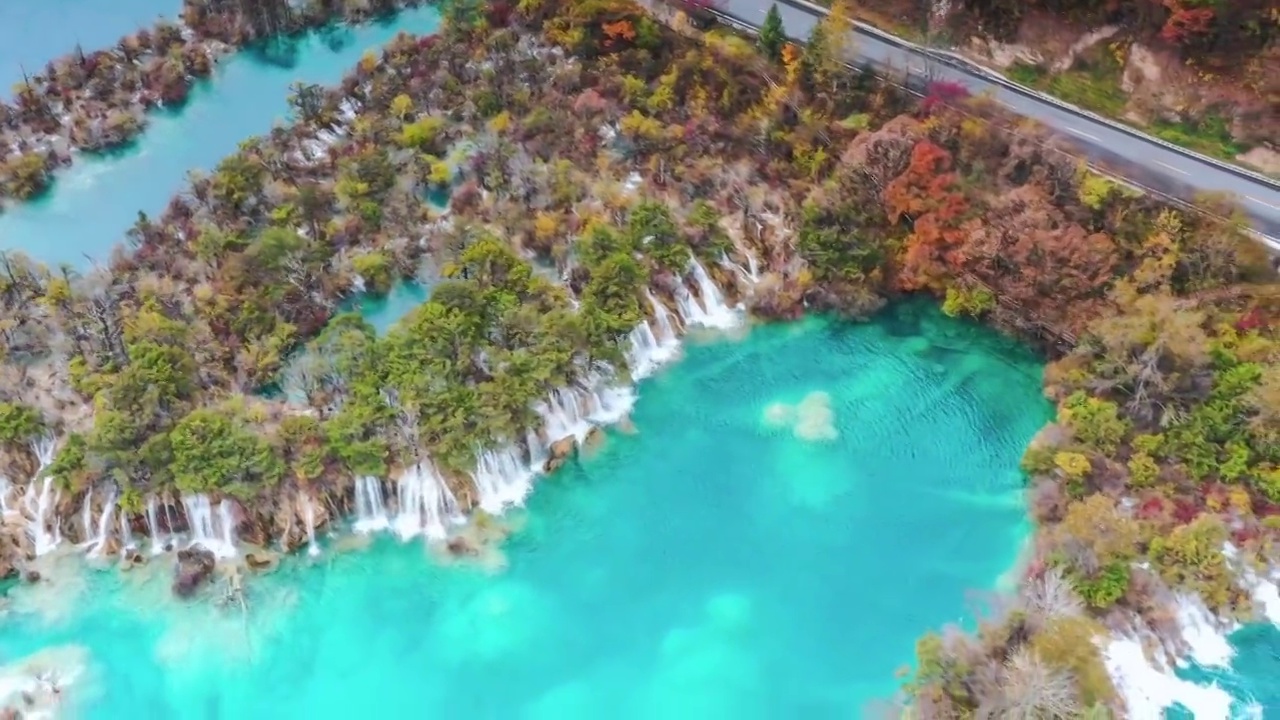 四川阿坝九寨沟秋色视频素材