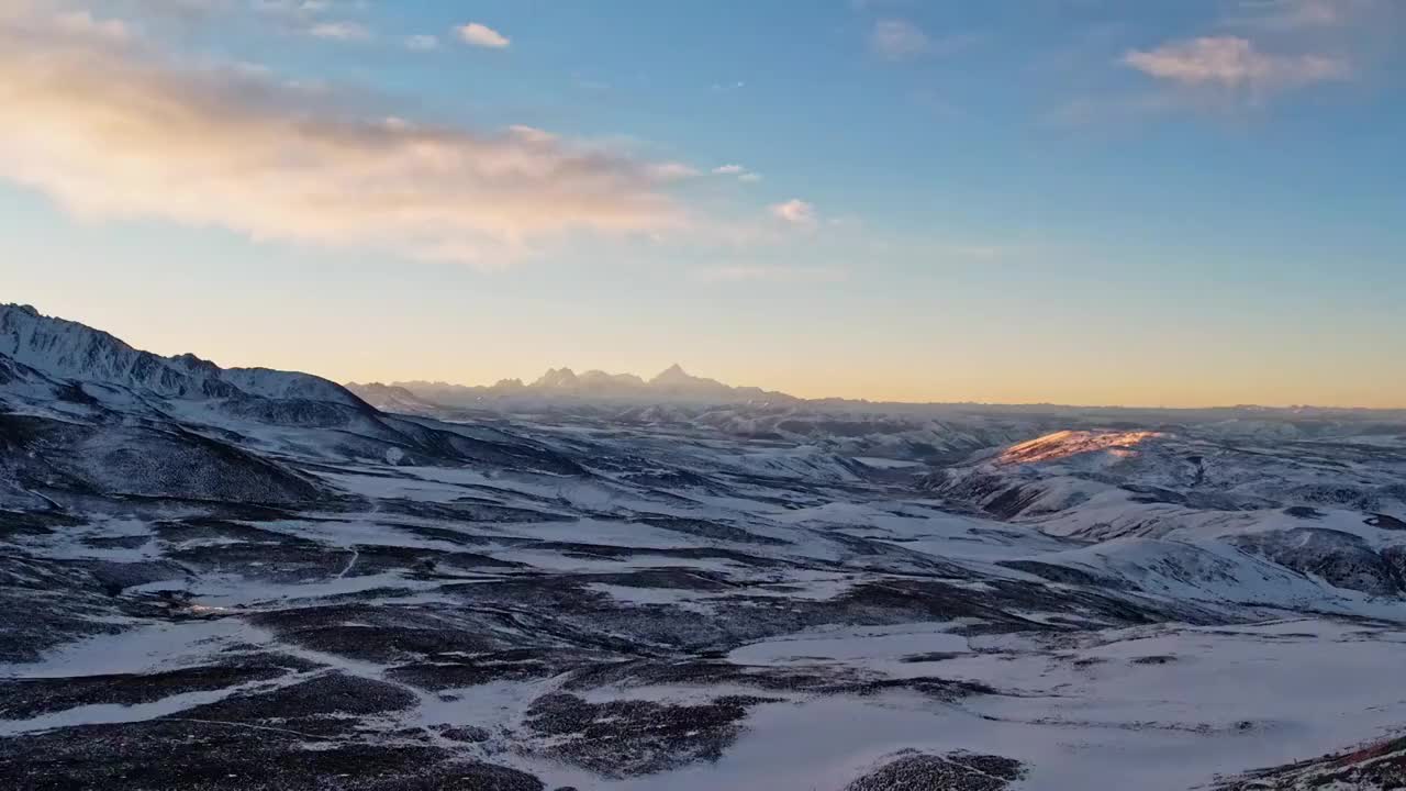 四川川西高原甘孜雪山自然风光视频素材