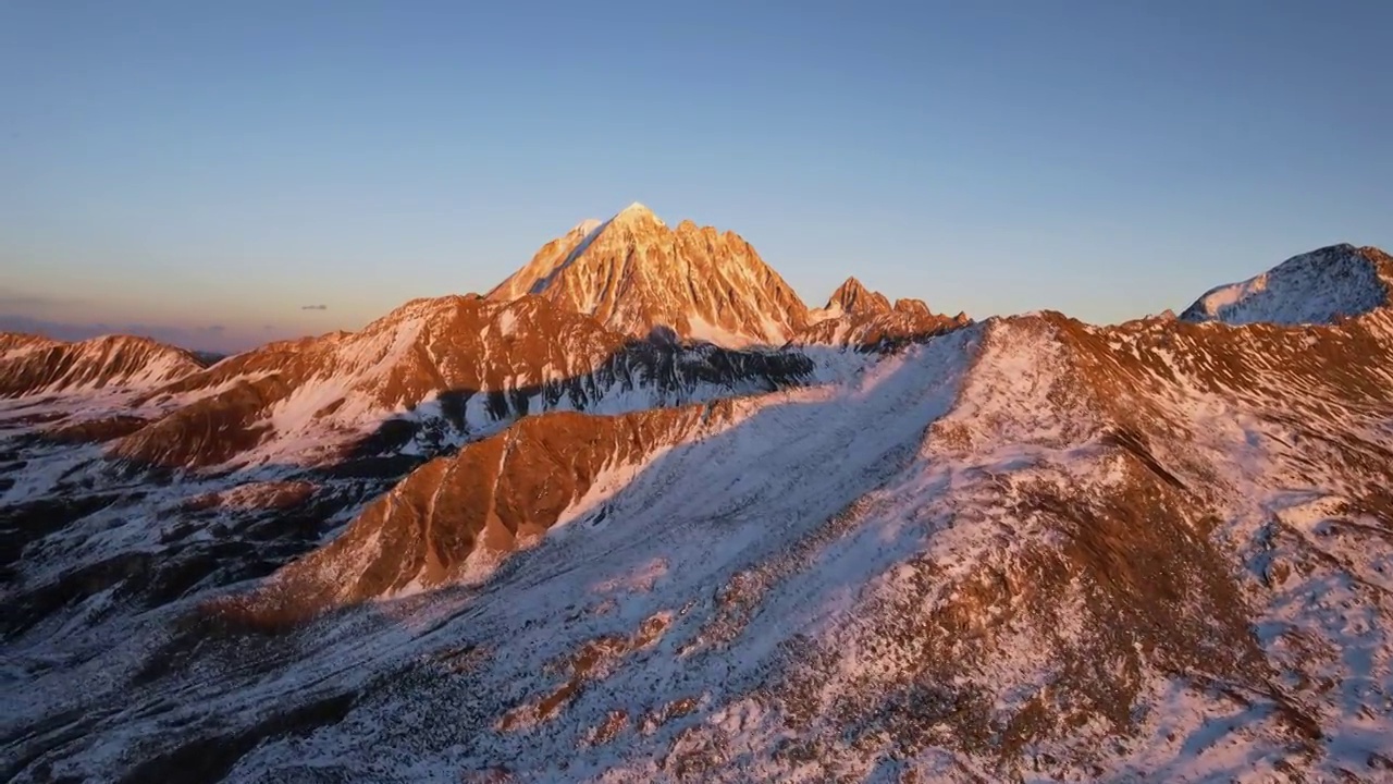 四川川西高原甘孜雪山自然风光视频素材