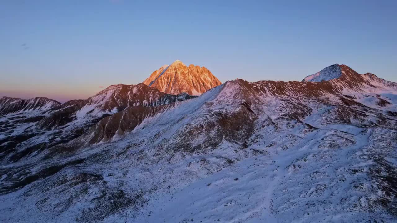 四川川西高原甘孜雪山自然风光视频素材