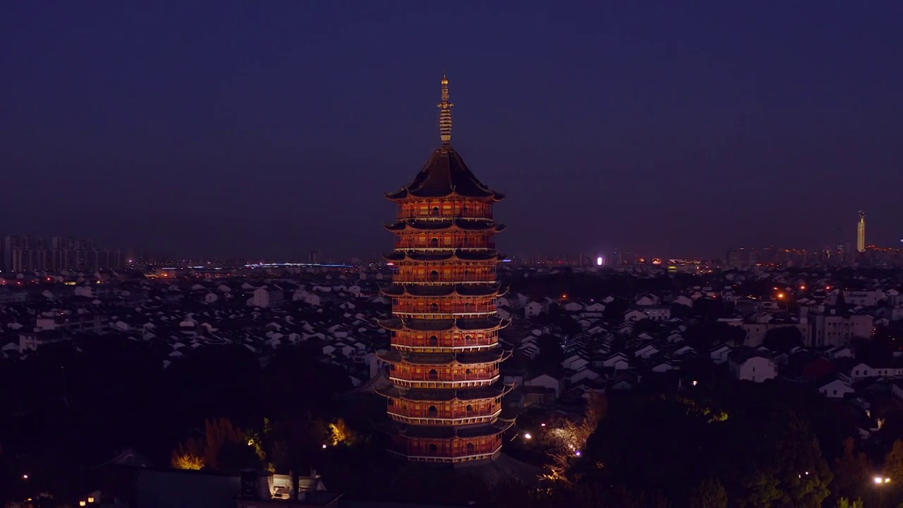 航拍苏州北寺塔夜景城市风光视频素材