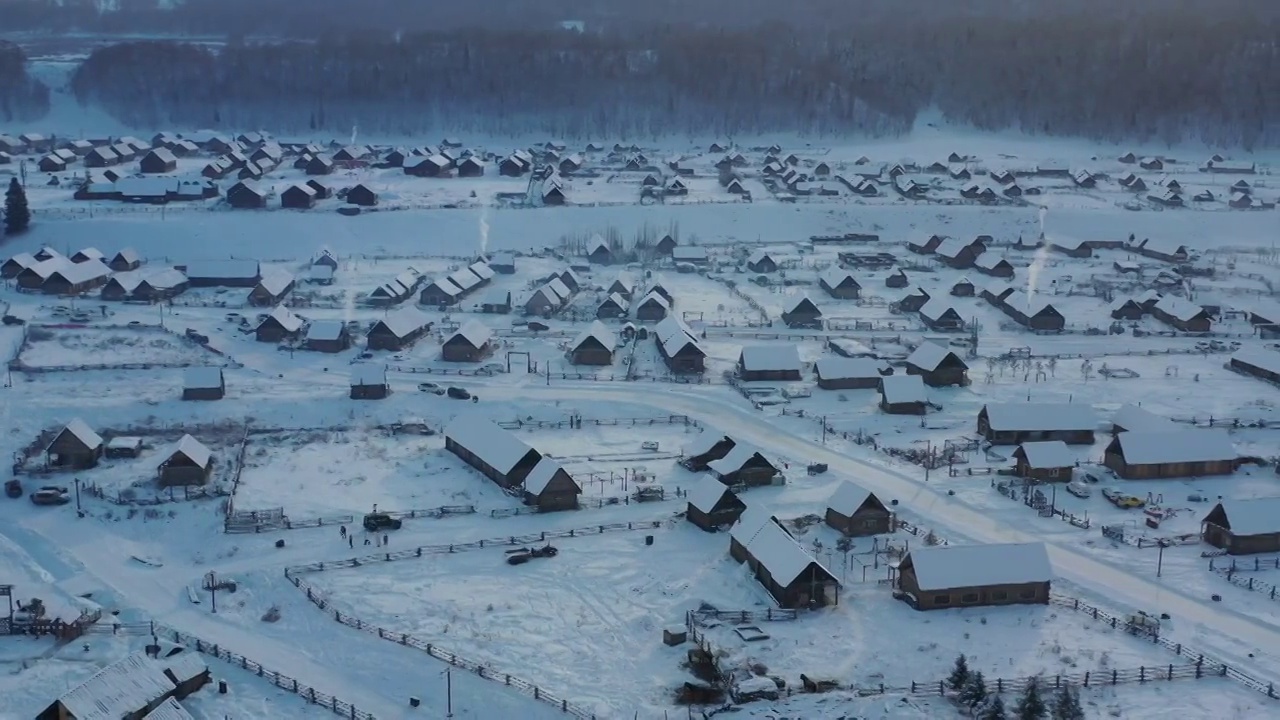 航拍禾木村雪景视频素材