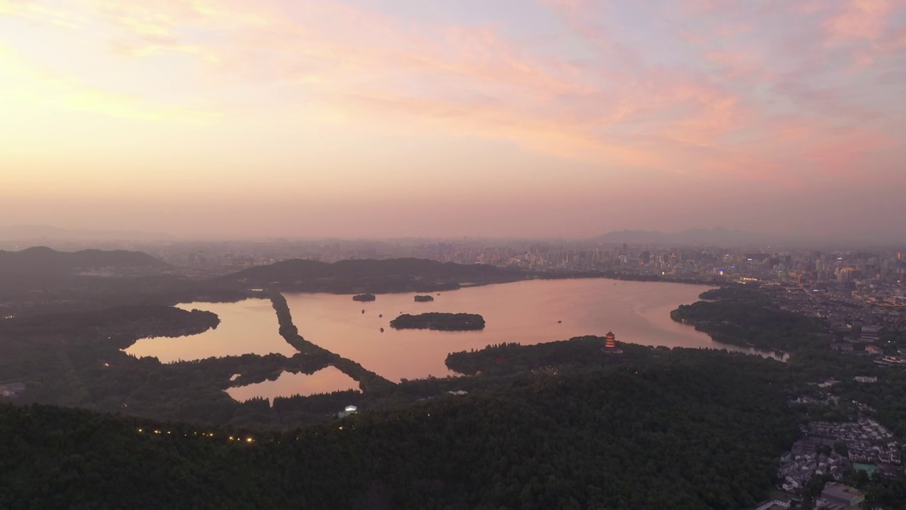 杭州西湖日落晚霞全景航拍视频素材