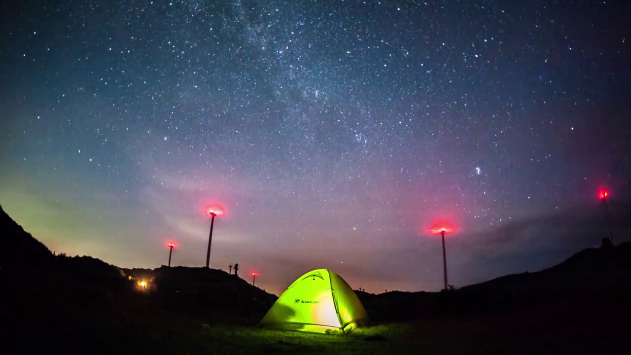 江西玉华山星空下露营帐篷视频素材