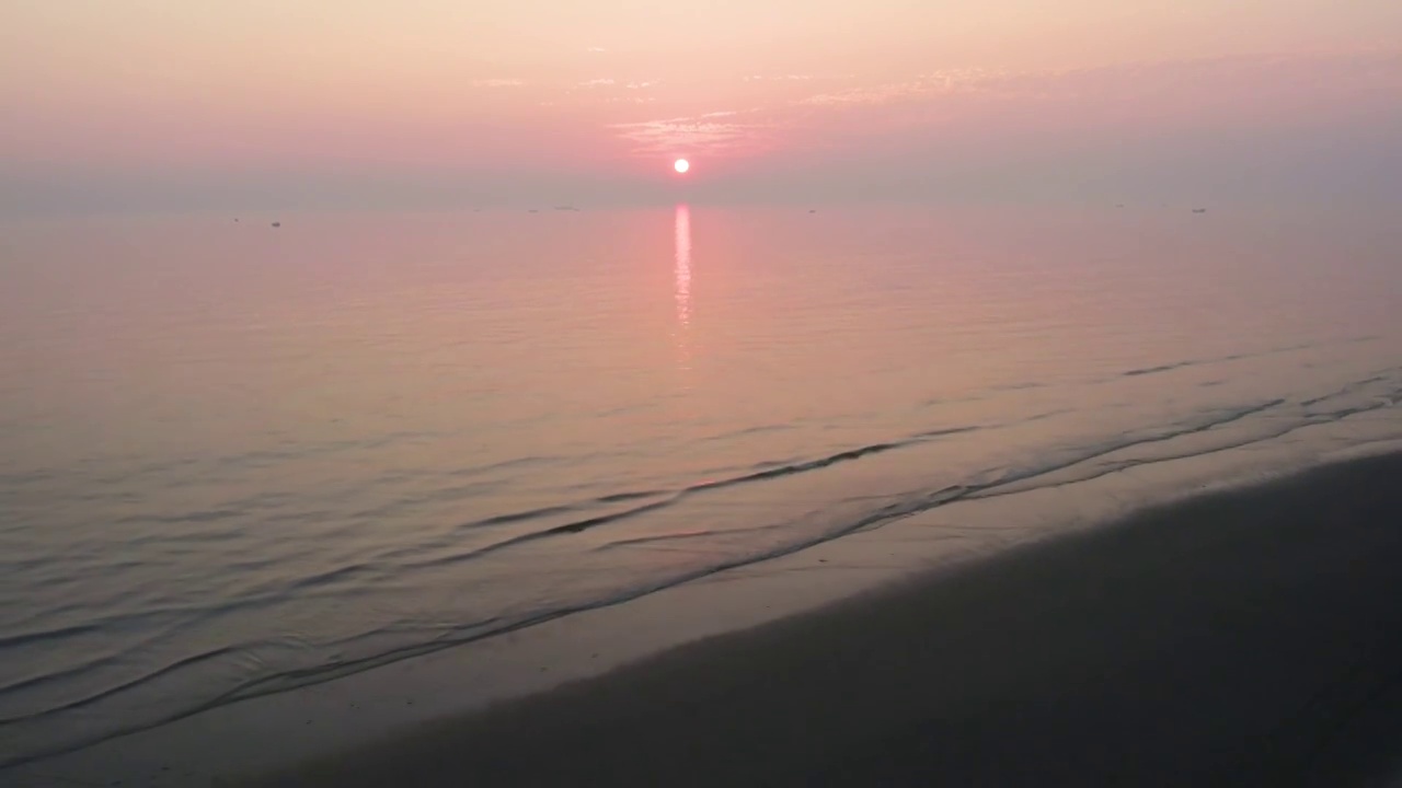 大海边的落日余晖视频素材