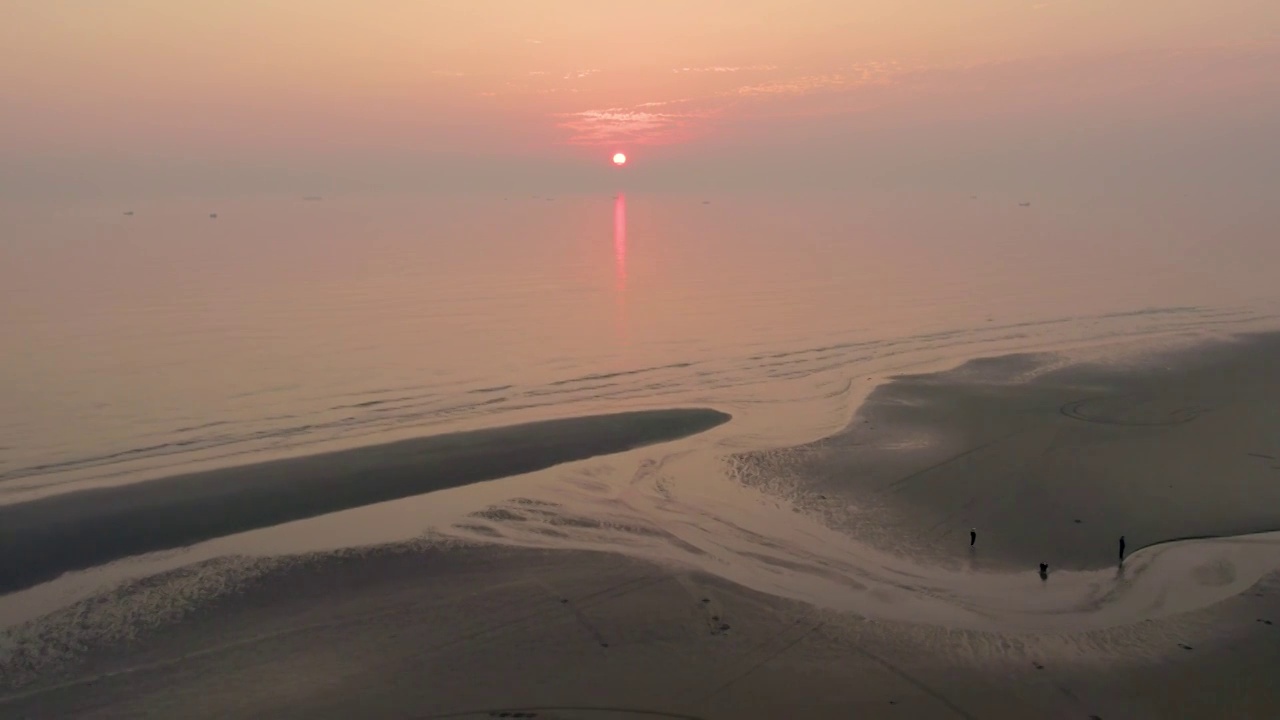 大海边的落日余晖视频素材