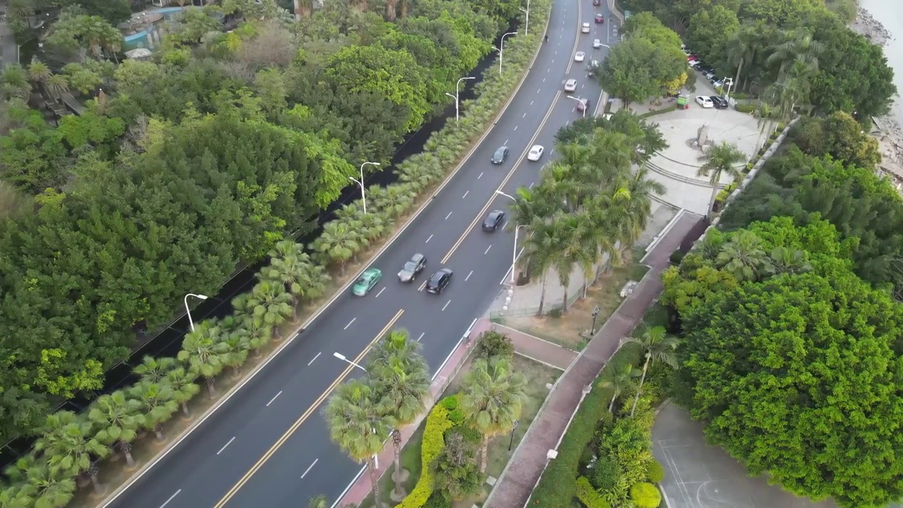 航拍福州闽江沿岸城市道路交通视频素材