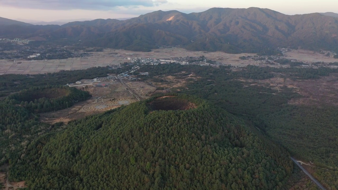 腾冲市火山地热国家地质公园视频素材