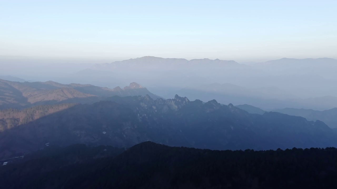 大明山之巅,光明顶视频素材