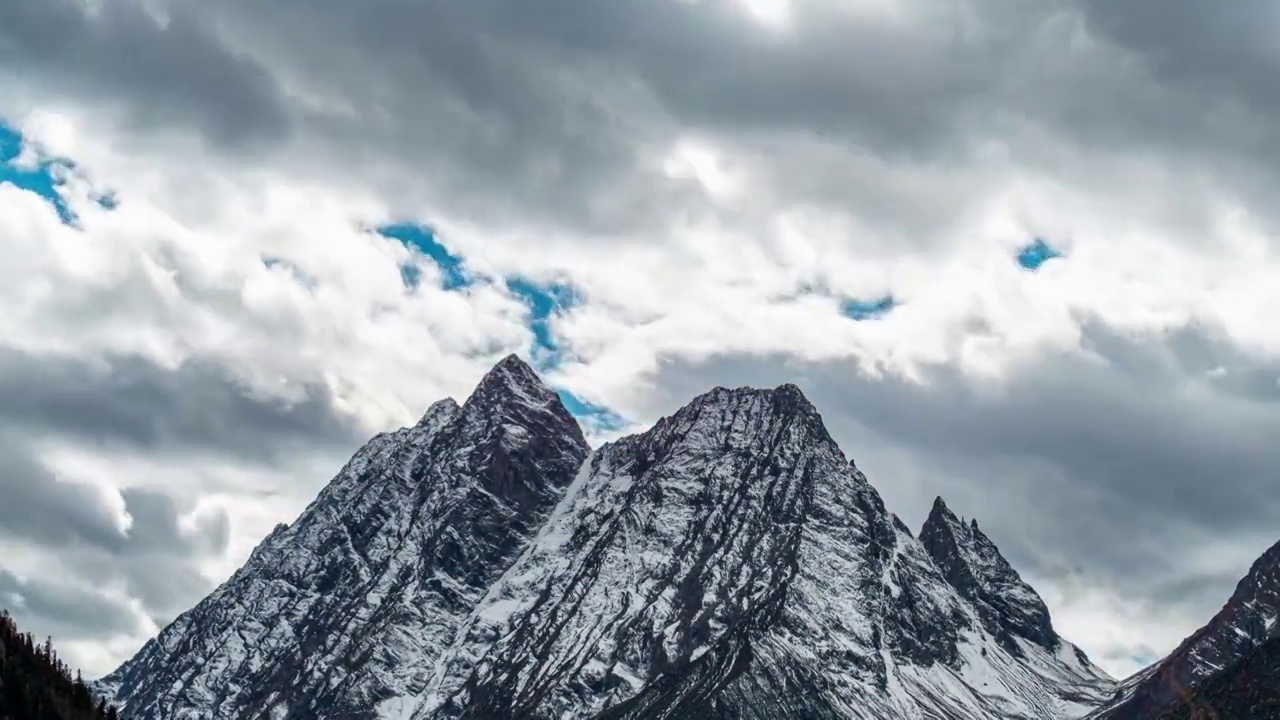 四姑娘山景区雪山延时视频素材