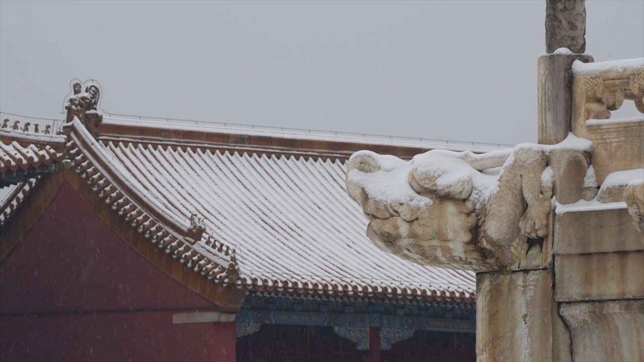 雪花飞舞故宫紫禁城视频素材