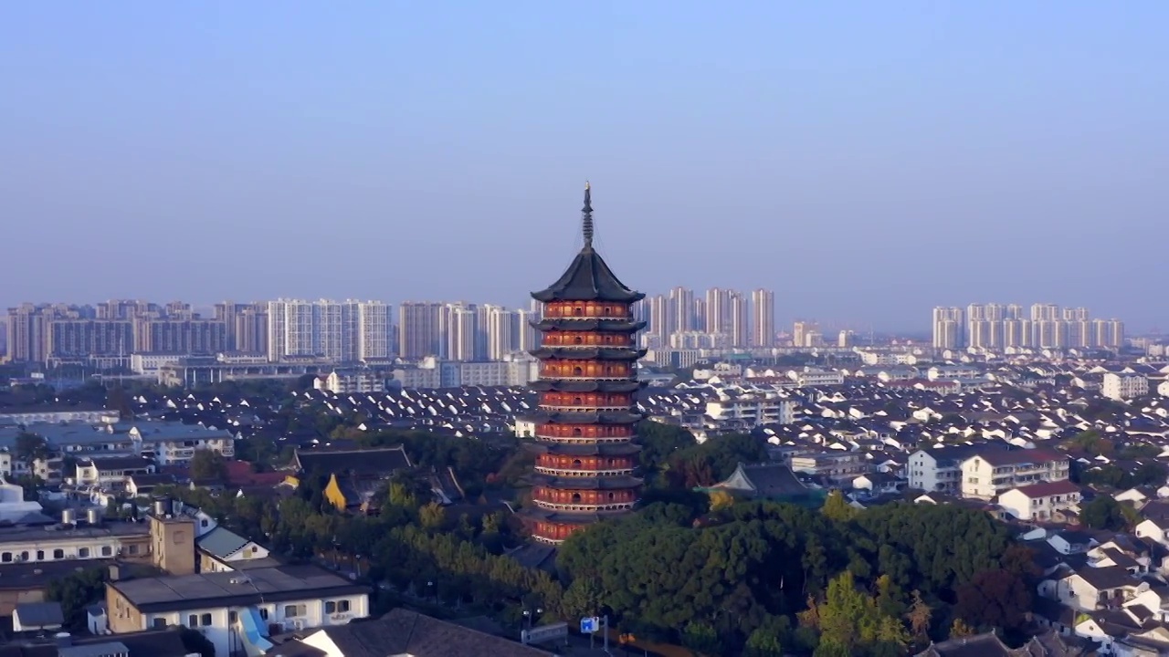 航拍苏州传统北寺塔报恩寺风光视频素材