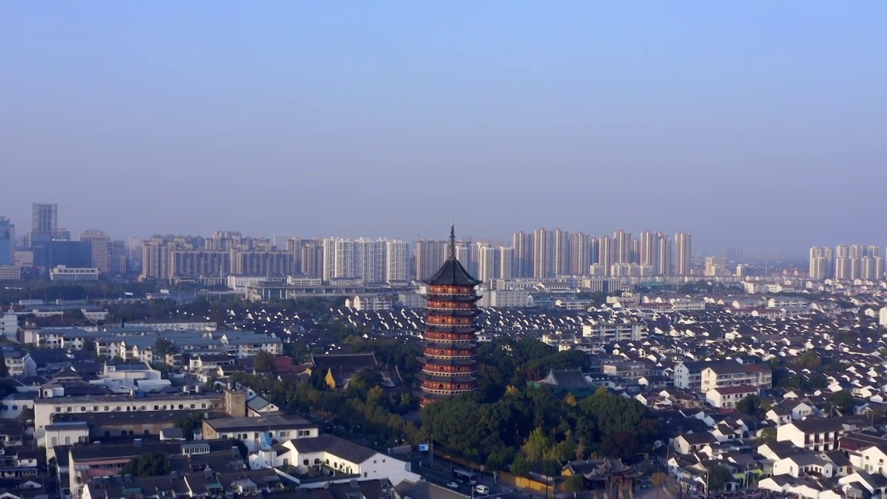 航拍苏州传统北寺塔报恩寺风光视频素材