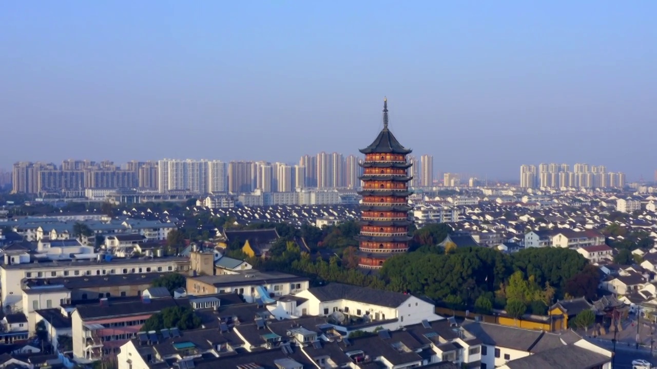 航拍苏州传统北寺塔报恩寺风光视频素材