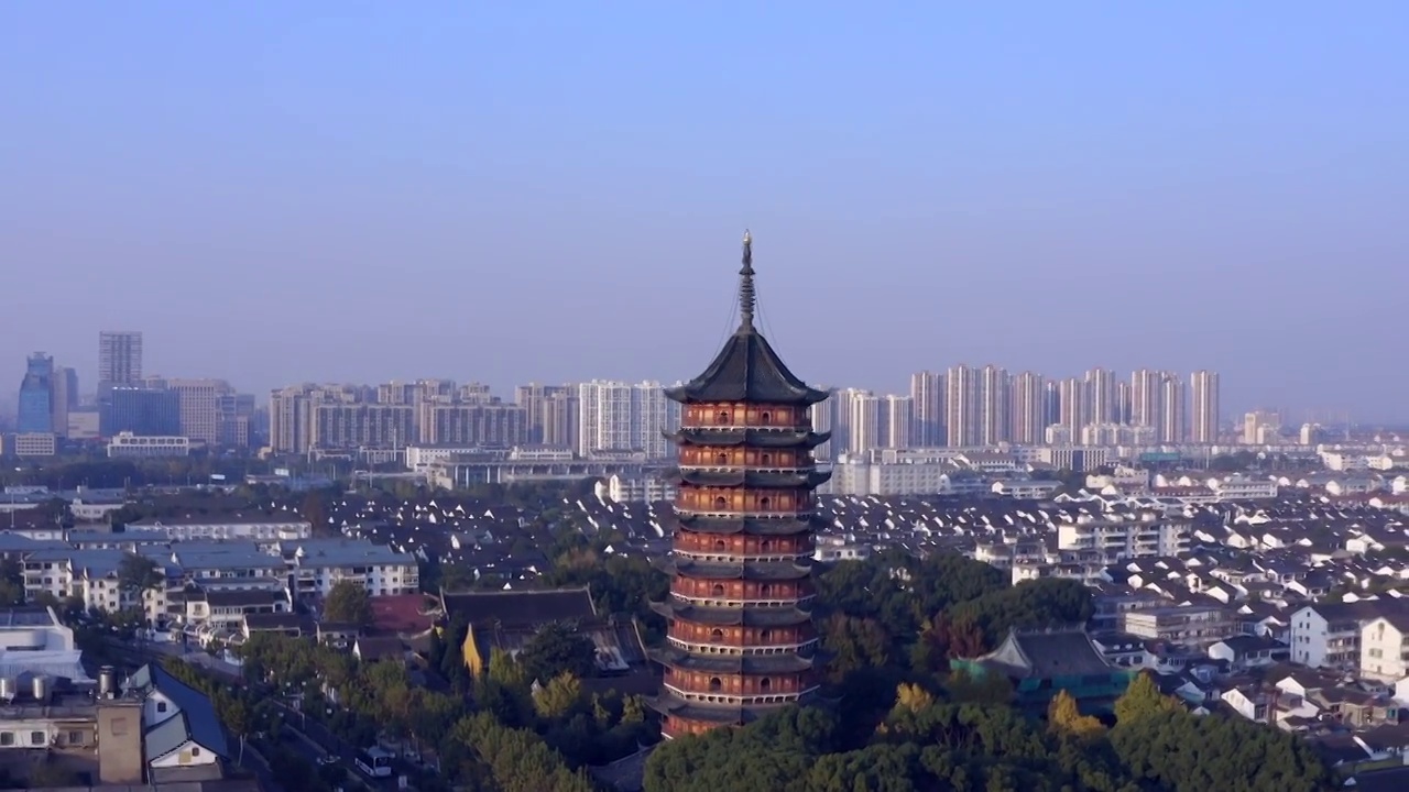 航拍苏州传统北寺塔报恩寺风光视频素材