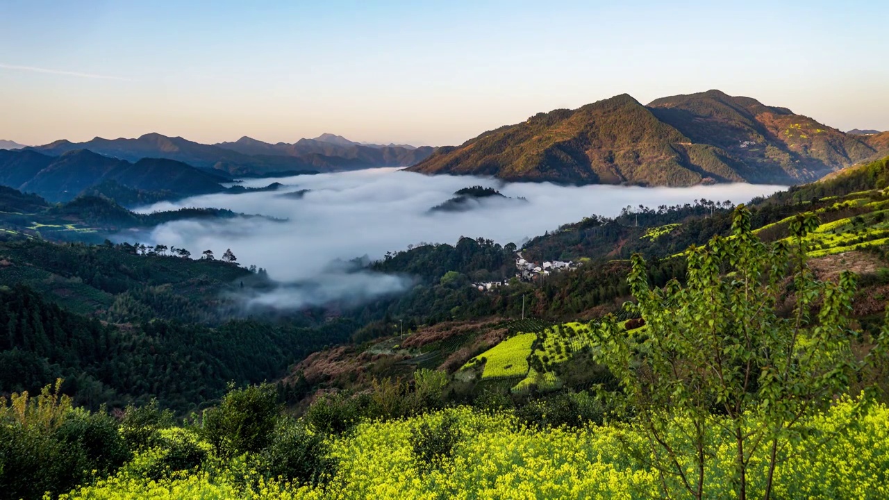 云游山峦间 — 皖南坡山视频素材